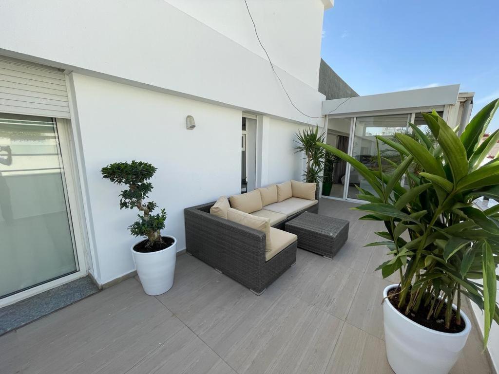 Central, Terrasse, Confortable - Bleue Residence Casablanca Eksteriør billede