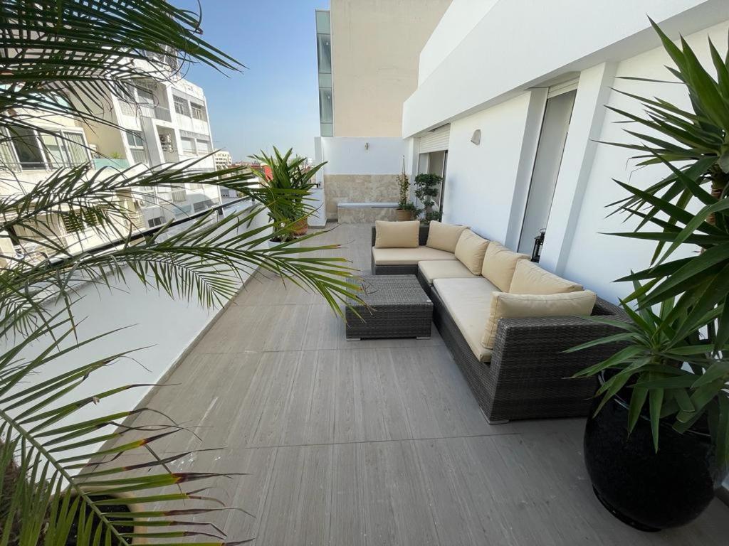 Central, Terrasse, Confortable - Bleue Residence Casablanca Eksteriør billede
