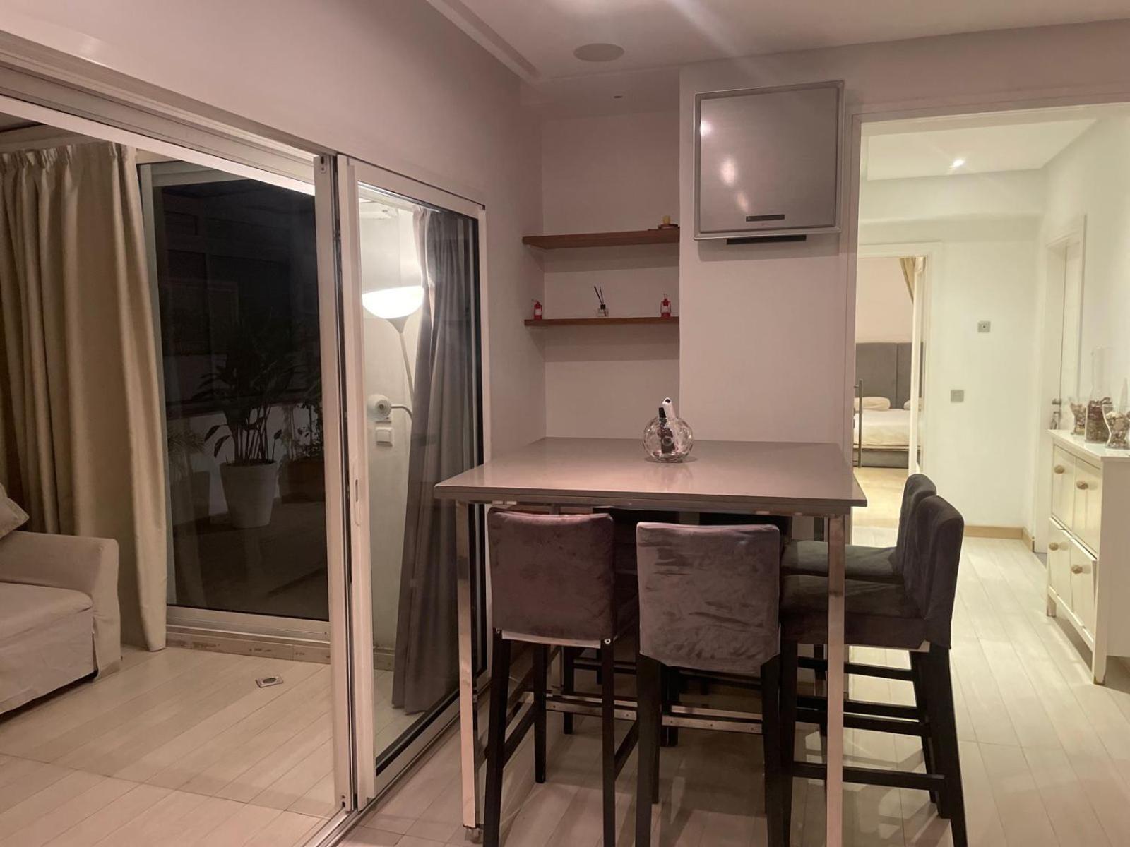 Central, Terrasse, Confortable - Bleue Residence Casablanca Eksteriør billede